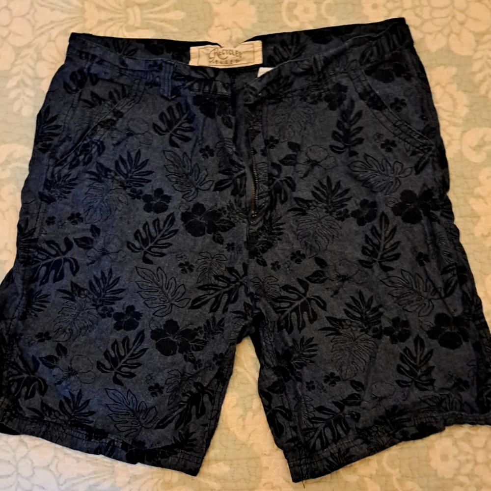 Men's shorts NWOT size 36